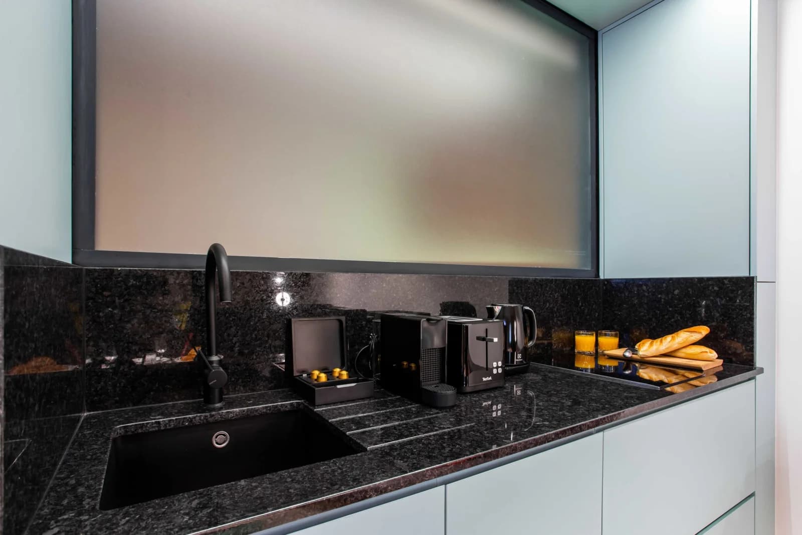 Kitchen in Beautiful designer apartment with sauna - 1