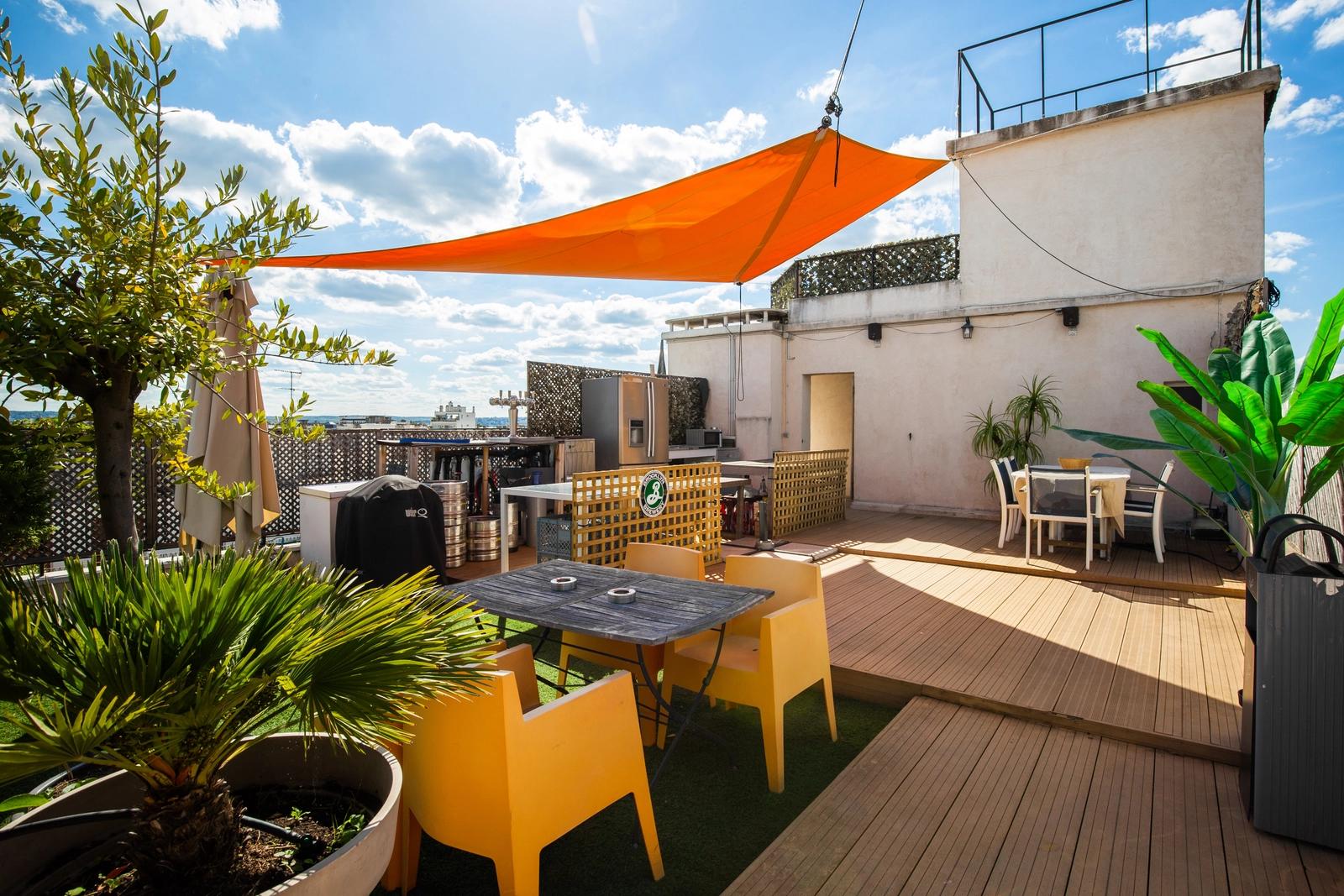 Comedor dentro Le Rooftop avec son panorama, 16ème arrondissement - 3