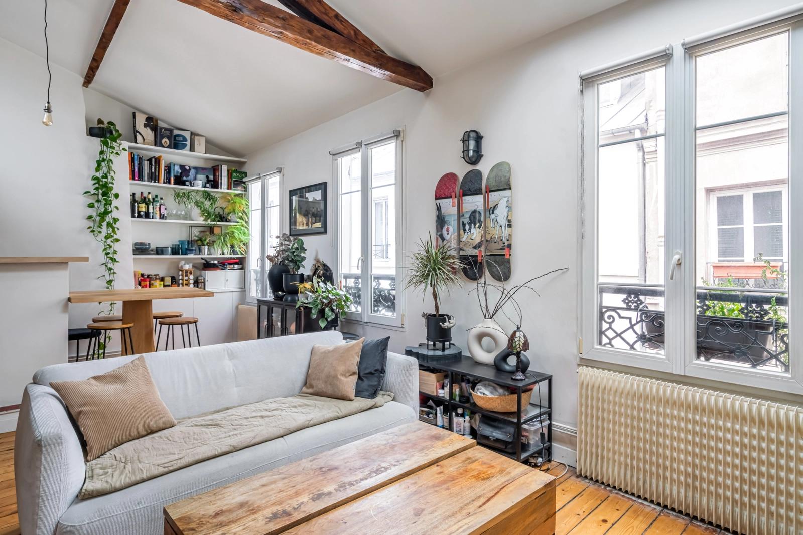 Space Magnificent apartment with beams Pigalle - 0