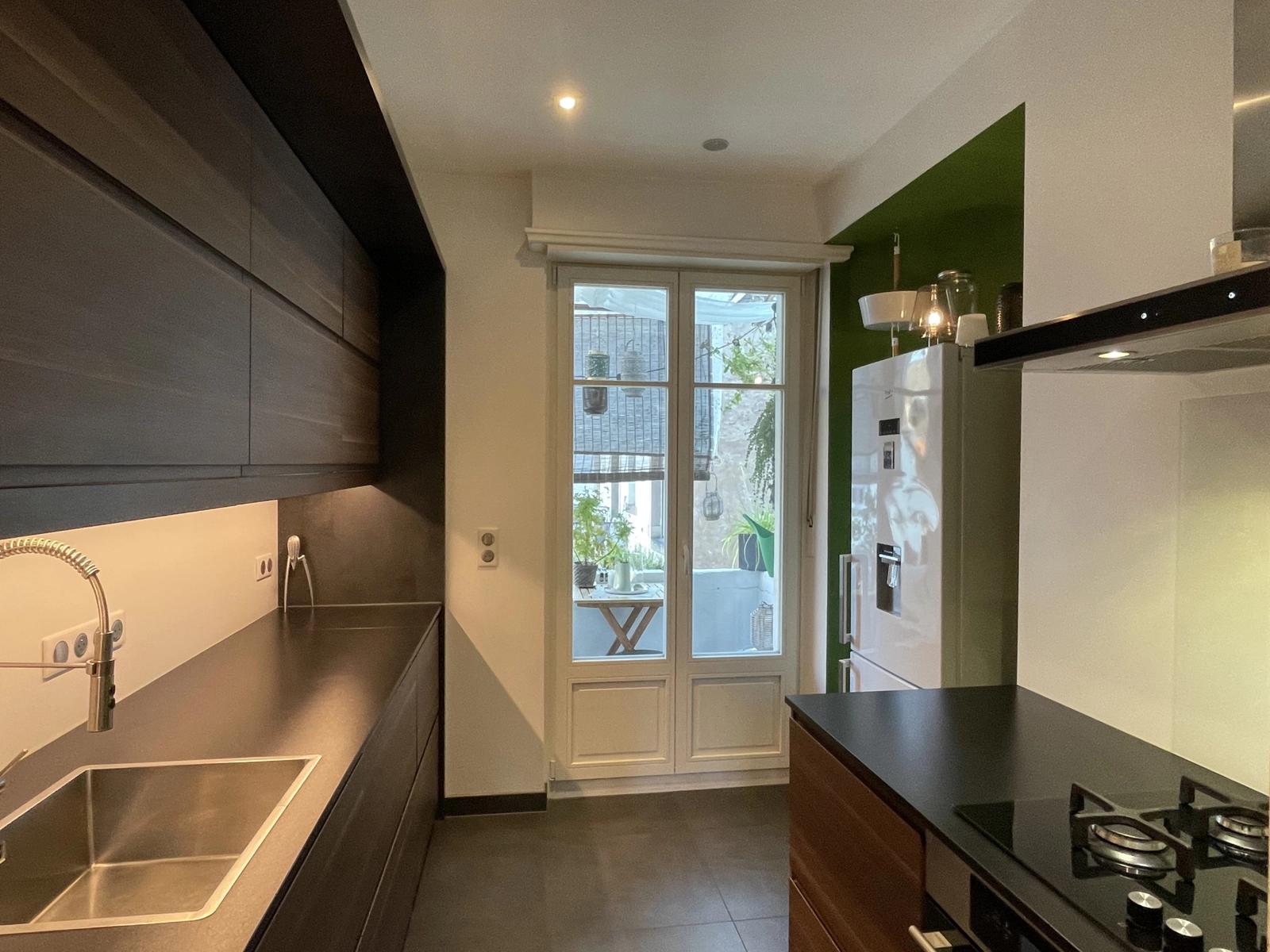 Kitchen in Superb architect-designed apartment - 5