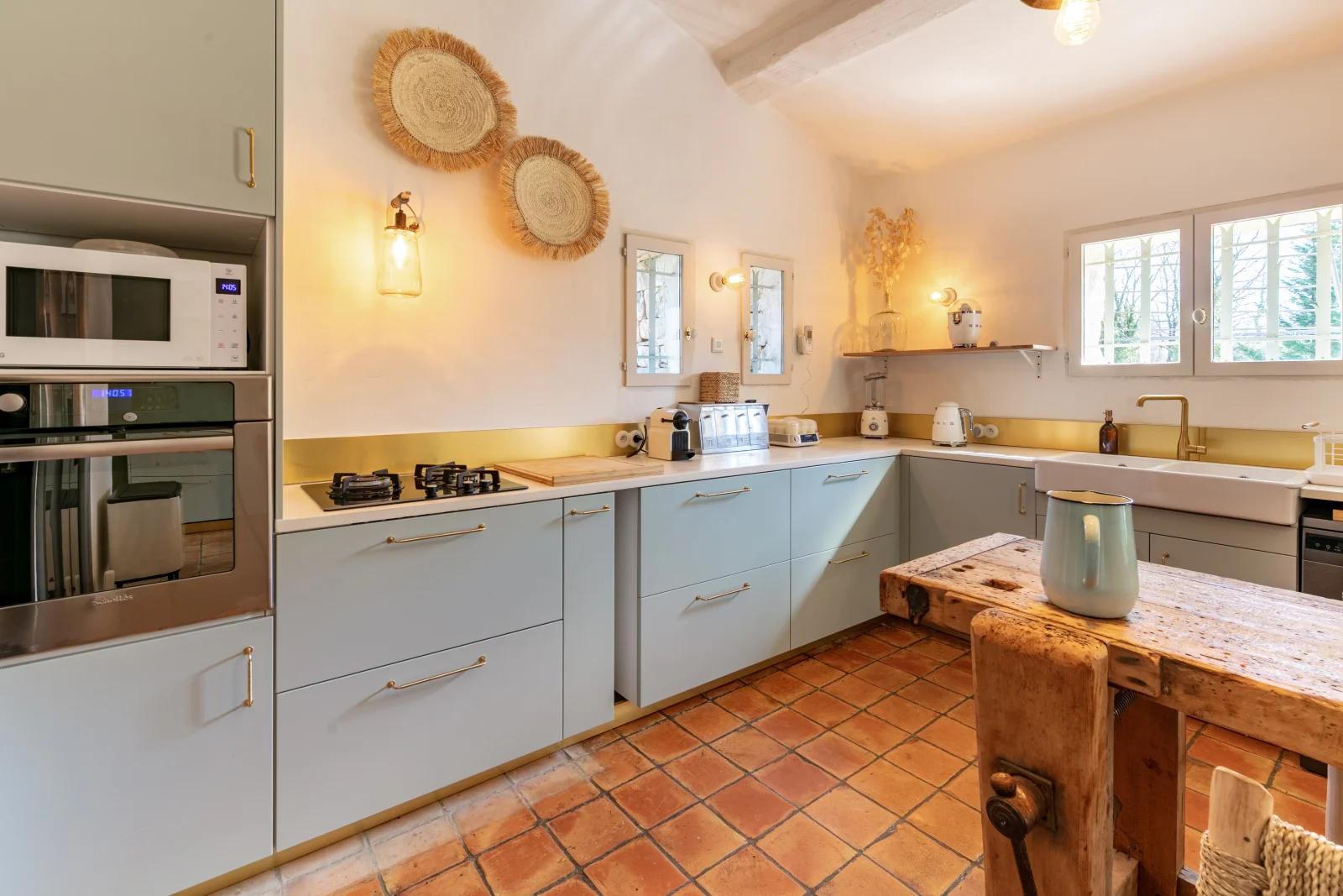 Kitchen in Magnificent Provencal mas with swimming pool - 5