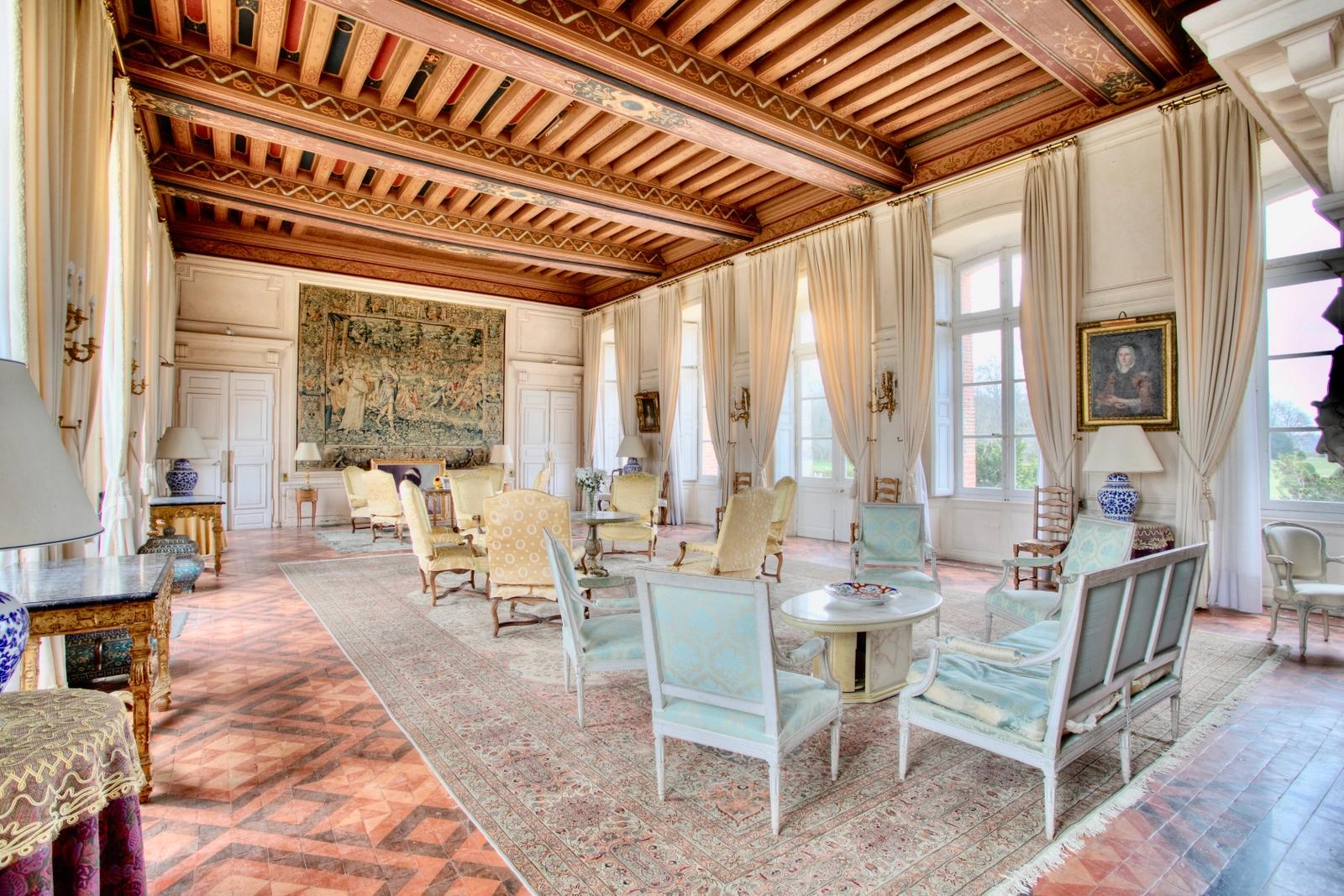 Meeting room in Exceptional chateau in the Paris region - 0