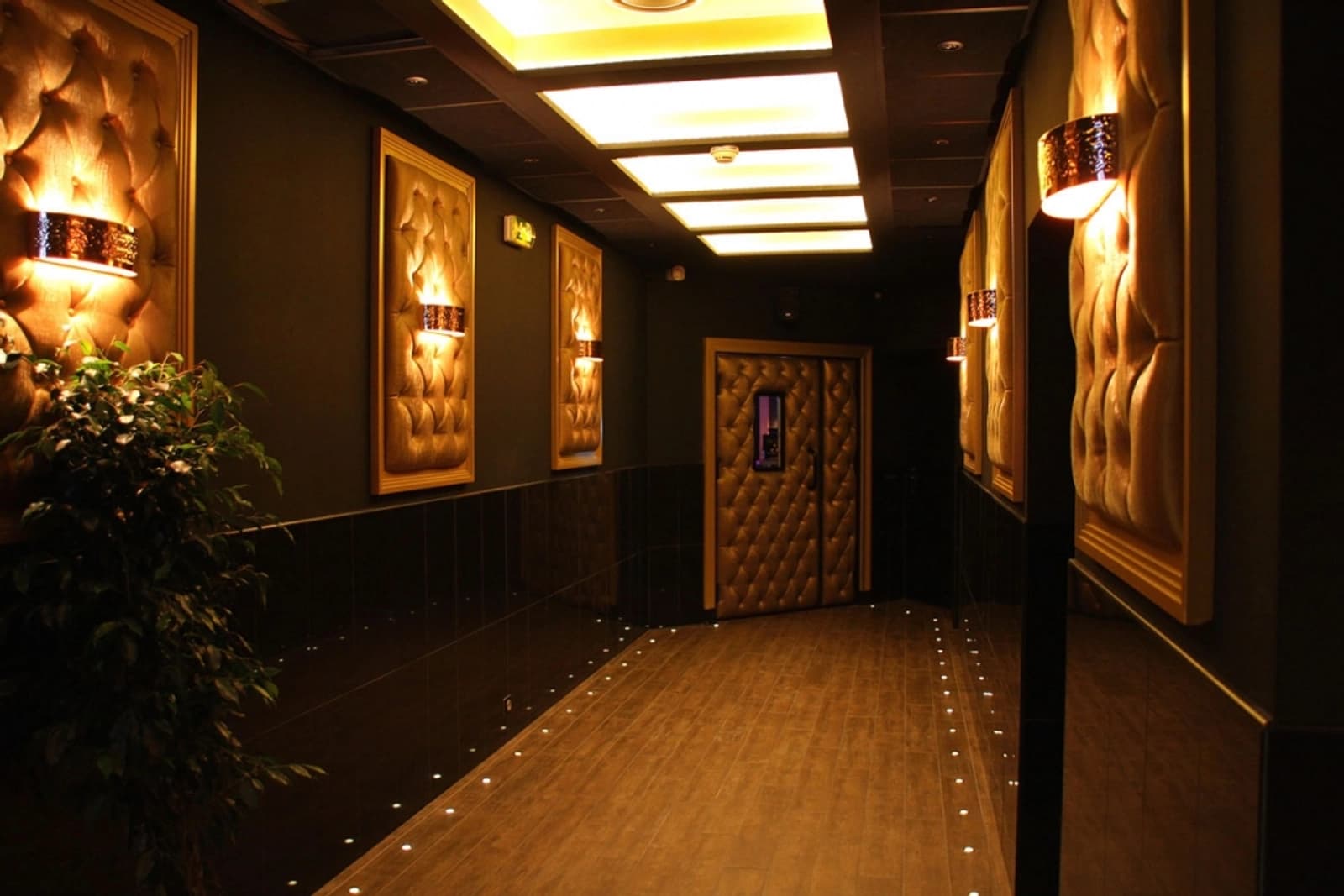 Sala dentro Club - Restaurante - Salón Ambiente cálido - 5
