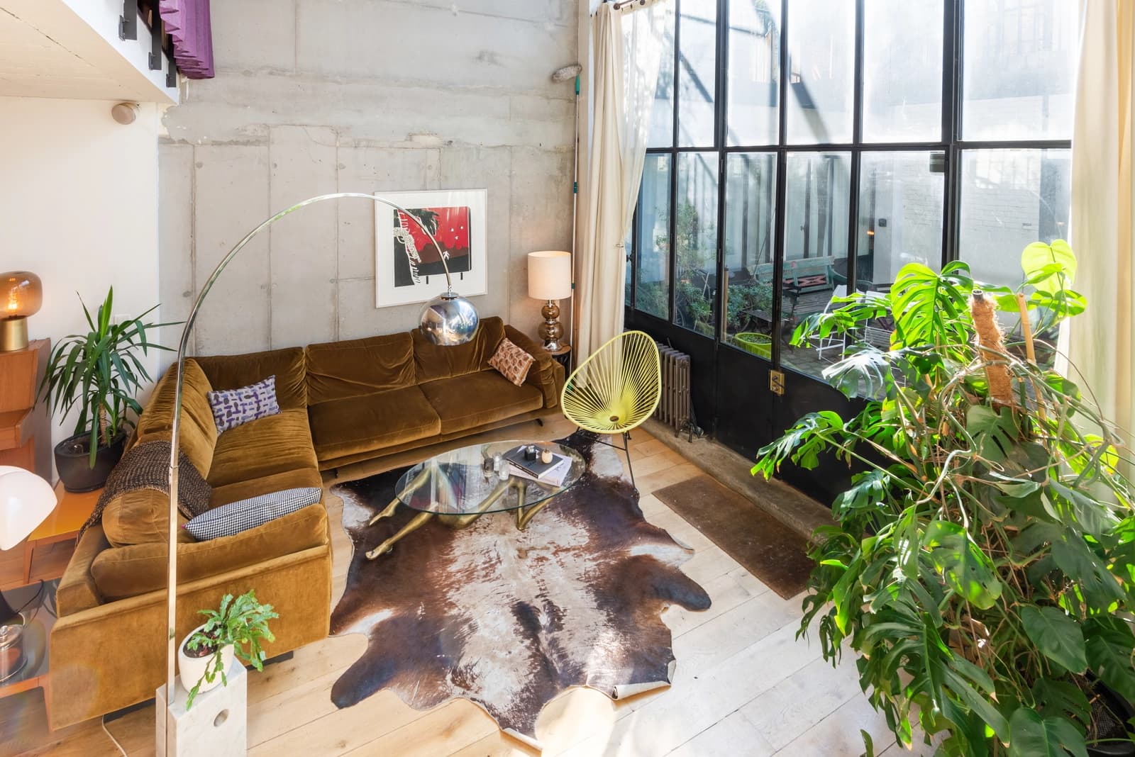 Living room in Loft artist studio in Montreuil - 1