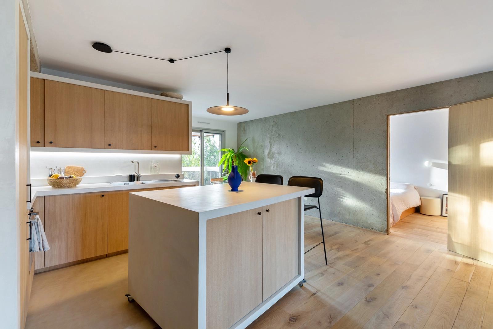 Kitchen dentro Piso moderno y minimalista - 5