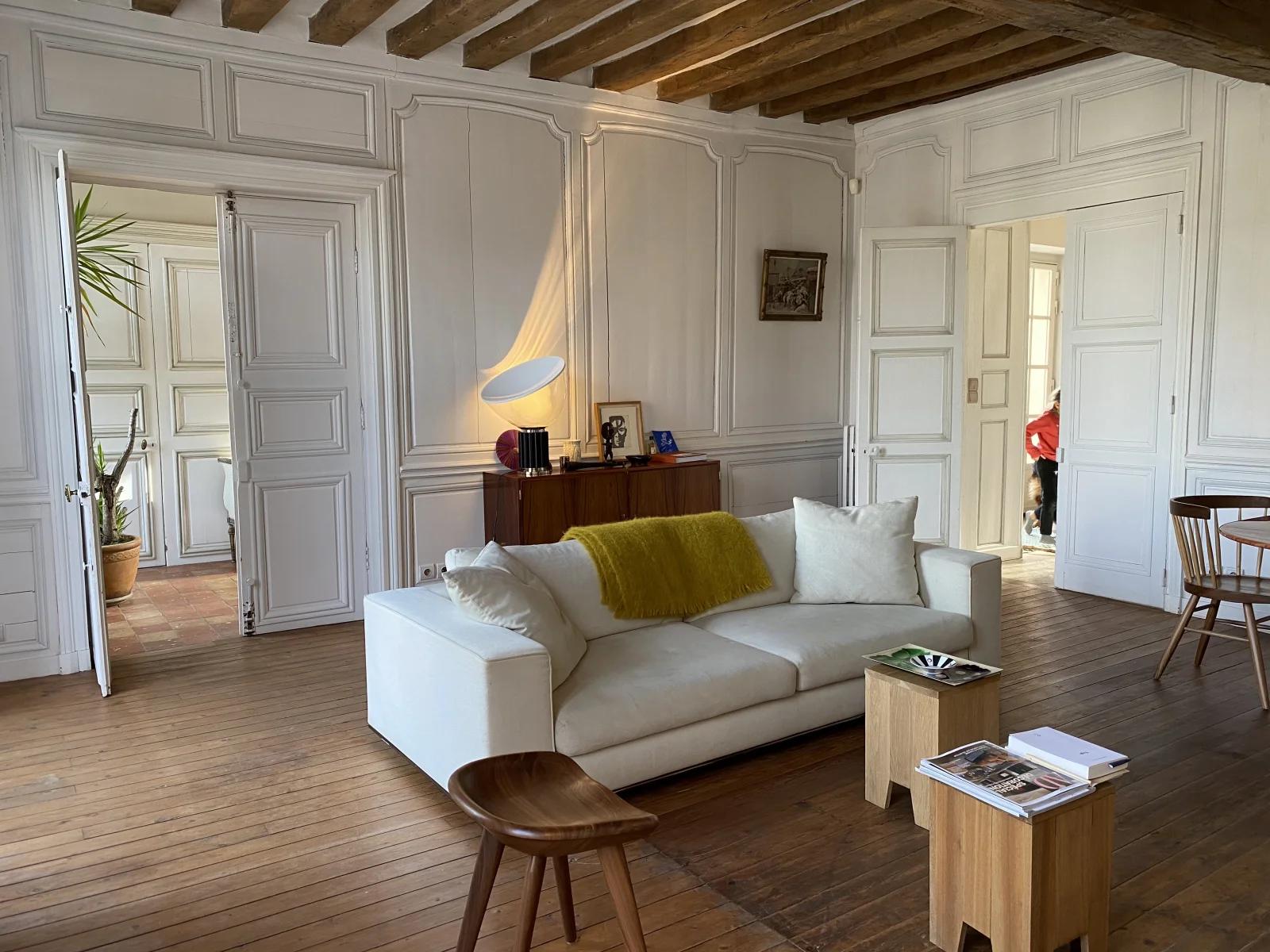Dormitorio dentro Una magnífica casa del siglo XVIII a 40 km de París - 0