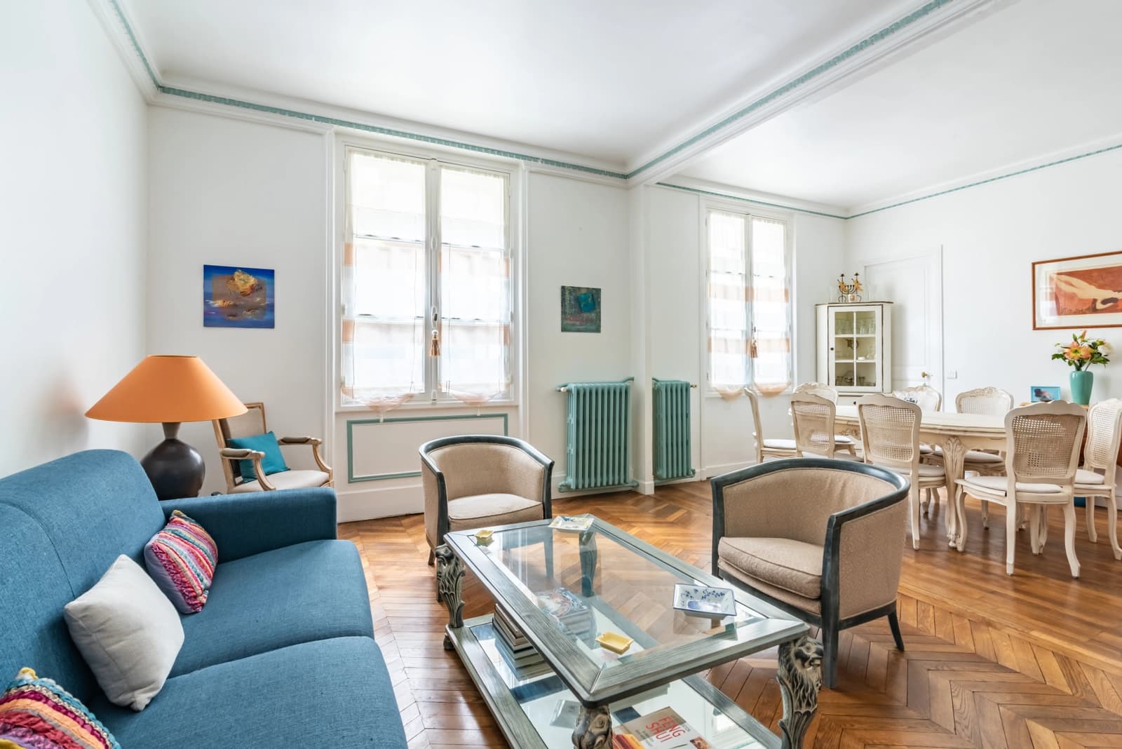 Living room in Parisian apartment in beautiful Art Deco building - 1