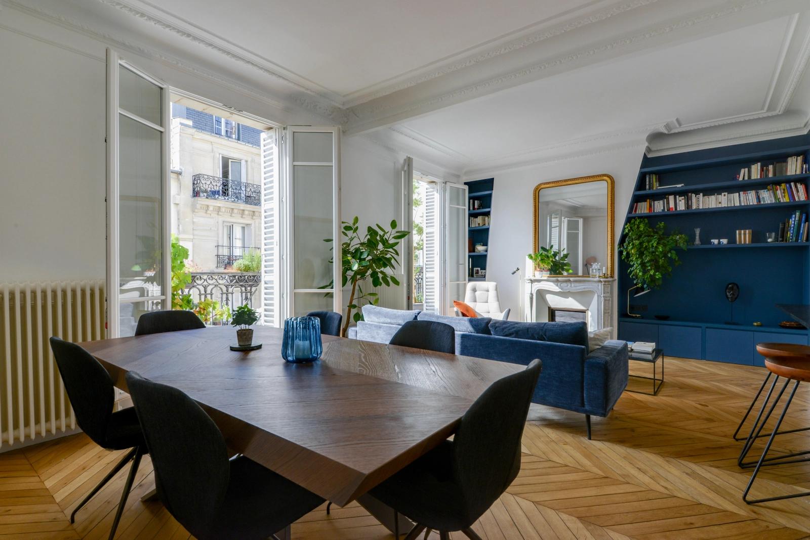Meeting room in Beautiful Haussmann-style apartment - 3