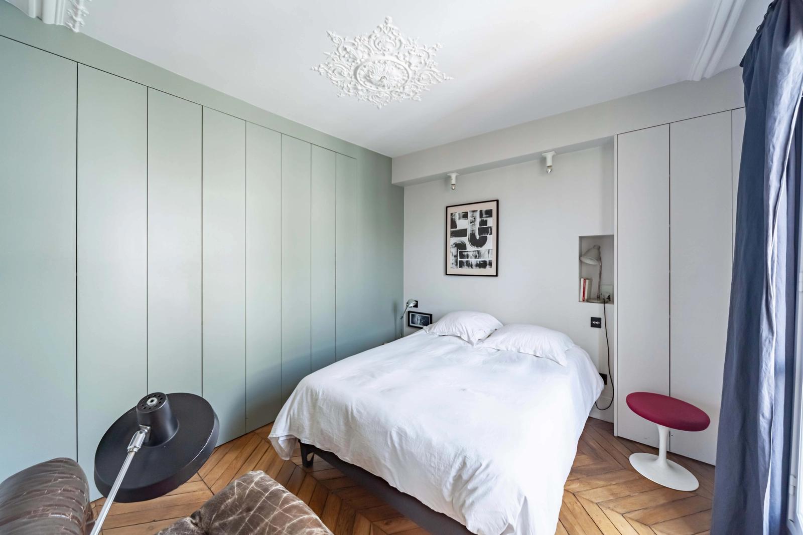 Bedroom in Montmartre : Bright, designer apartment - 5