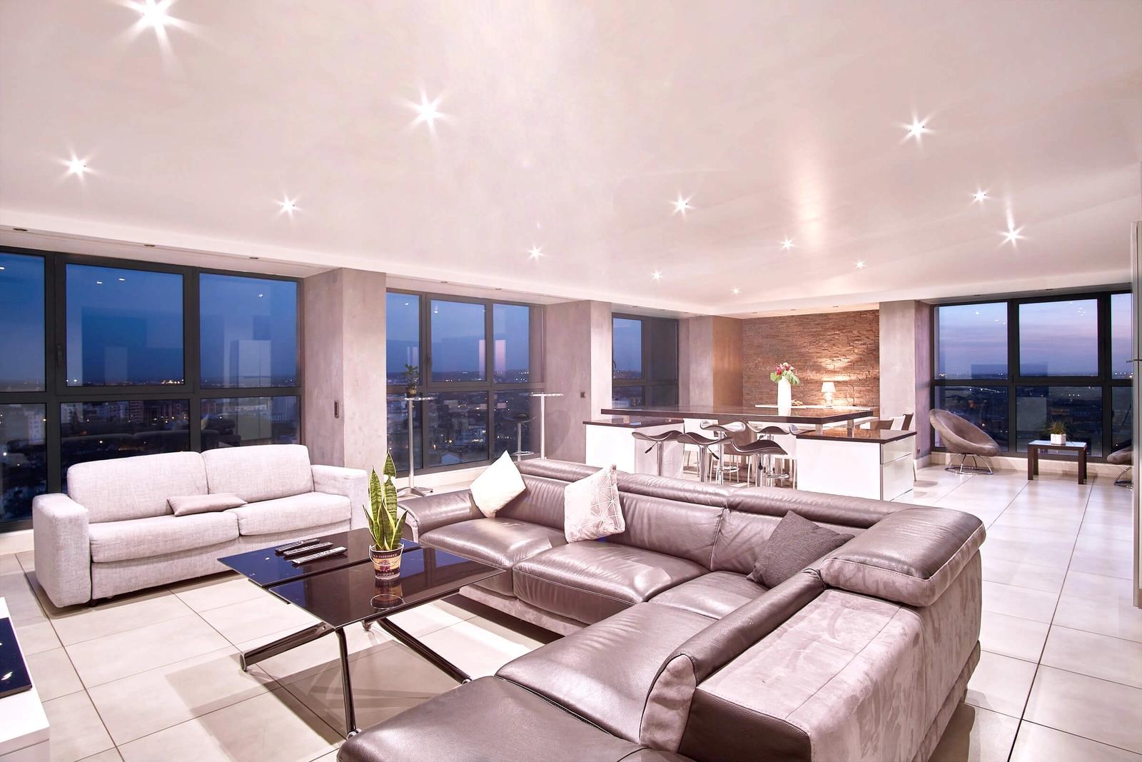 Penthouse overlooking Toulouse