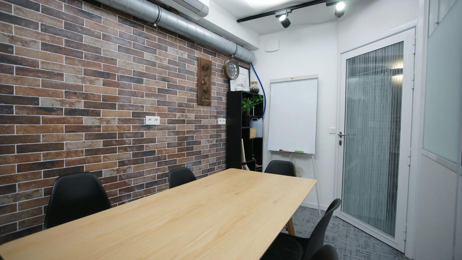 Meeting room in Small meeting space - Coworking - 1