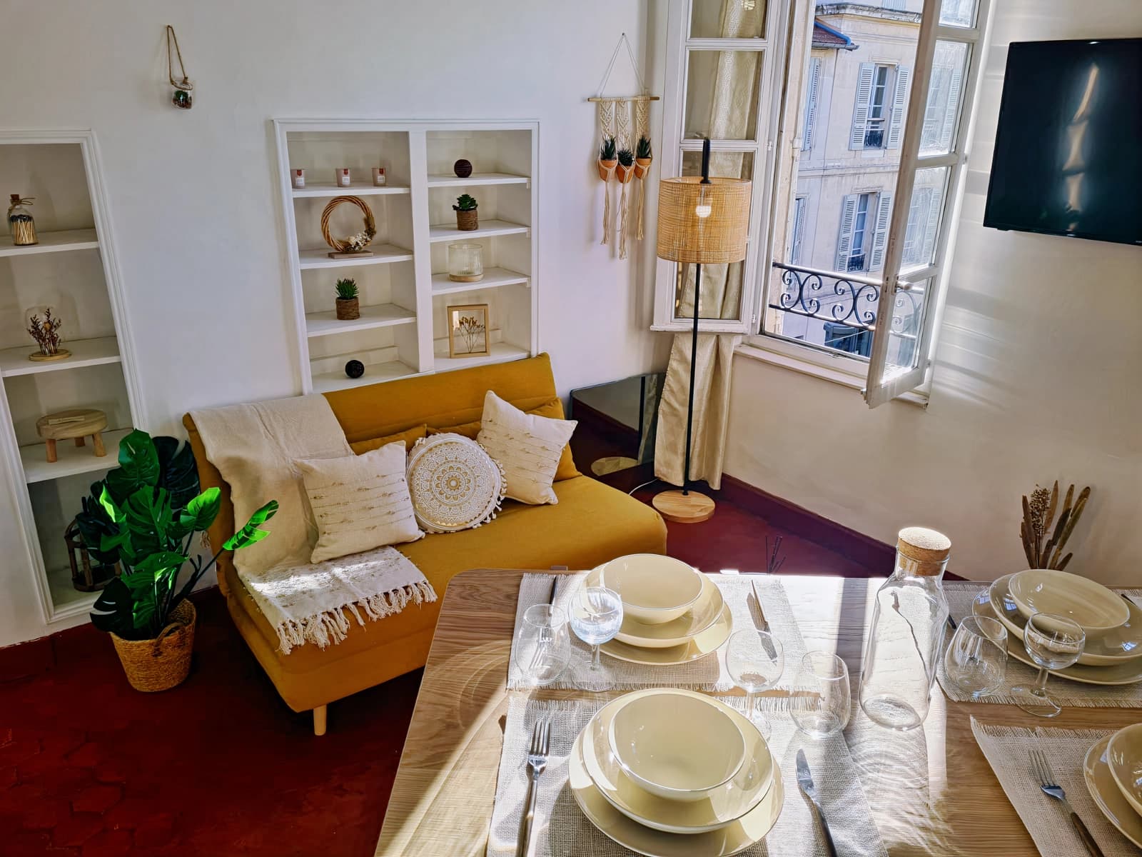 Living room in Charming, quiet T3 in the heart of the historic center - 0