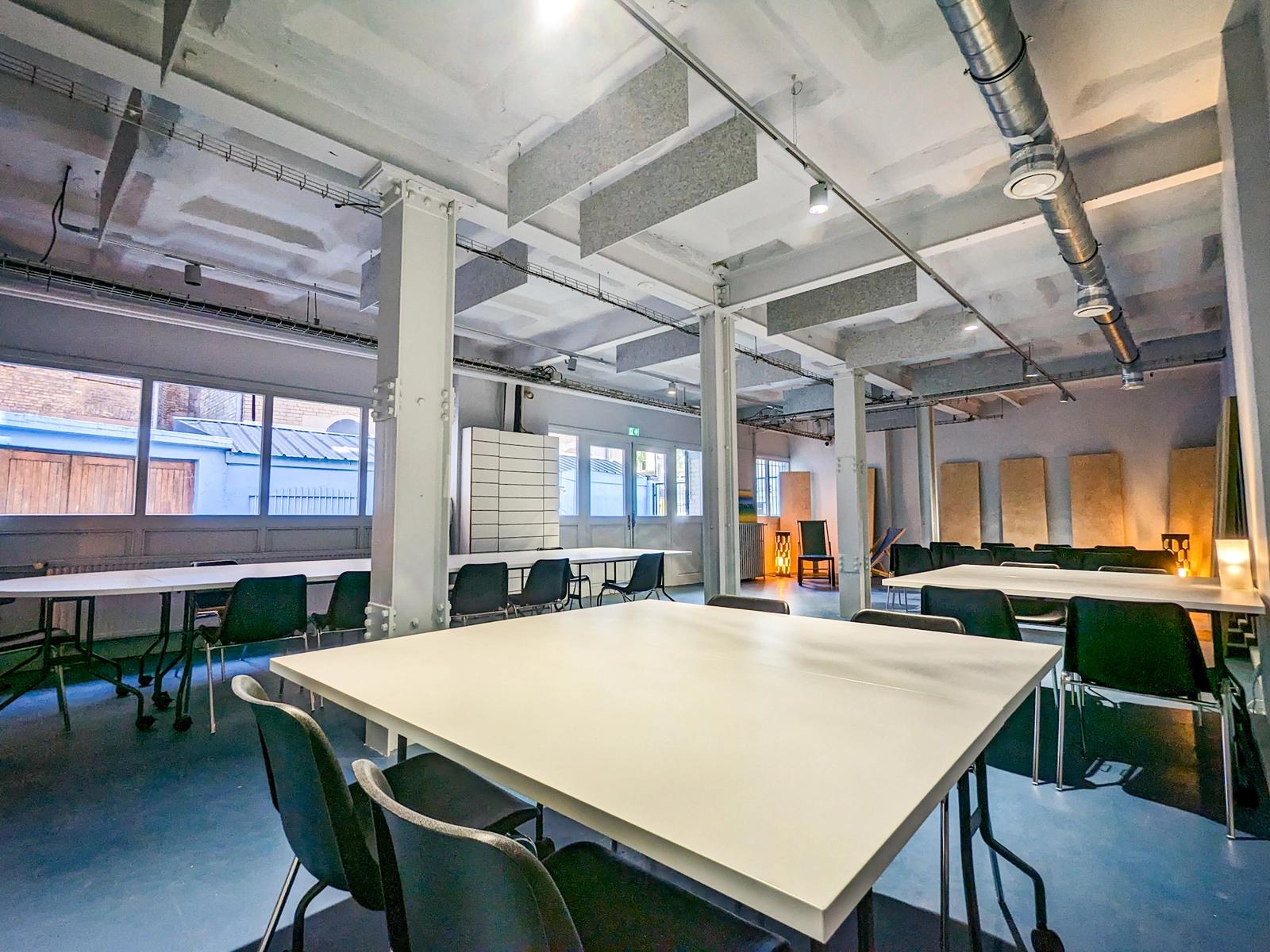 Meeting room in S1 - 80m² modular 2 steps from downtown Strasbourg - 1