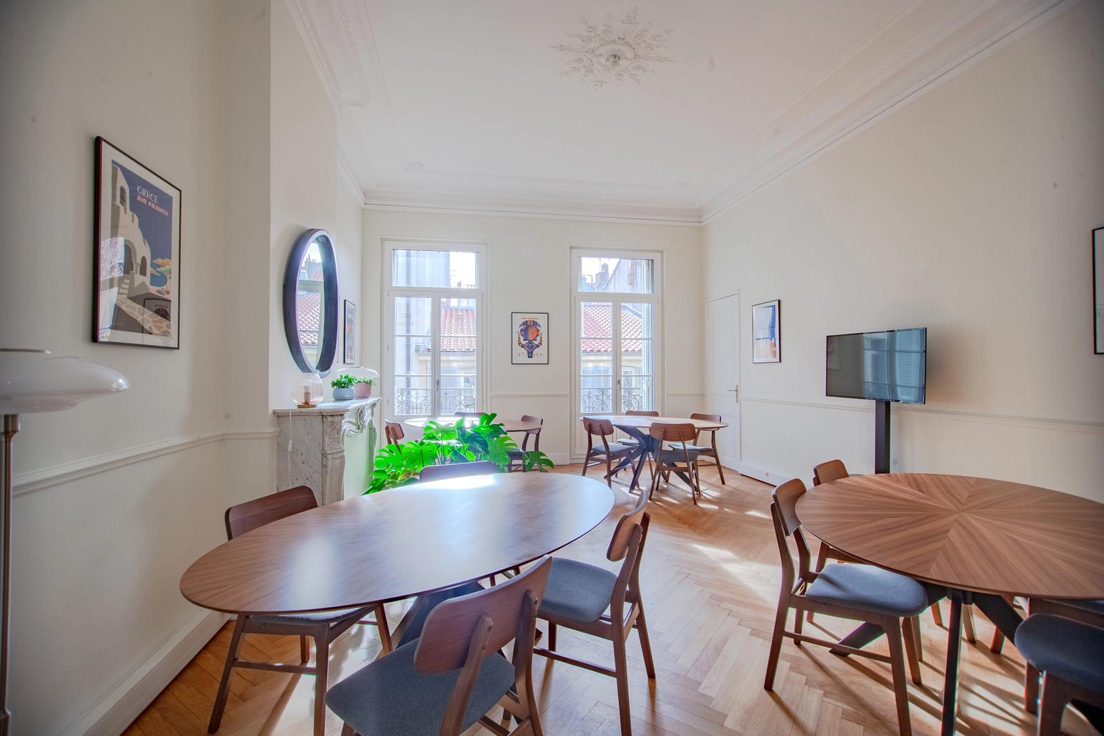 Meeting room in Haussmannian charm in the heart of downtown - 0