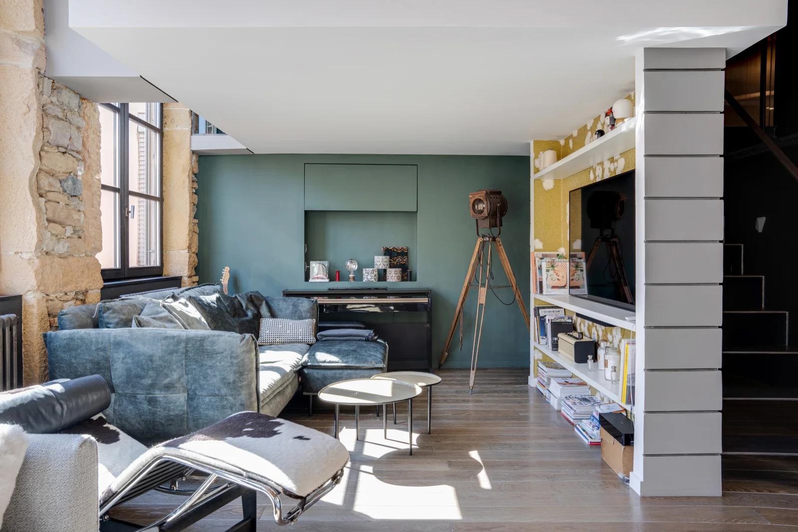 Living room in Apartment Canut Loft style - Renov architect - 4