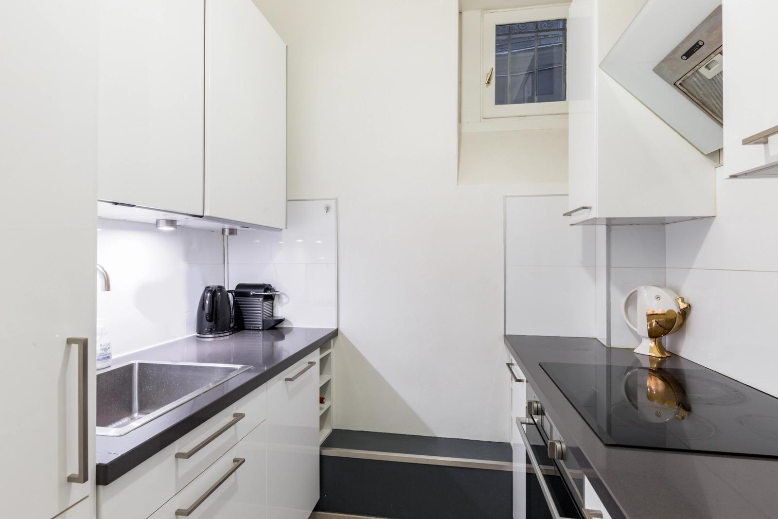Kitchen in Haussmann Apartment Meetings & Shootings - 1