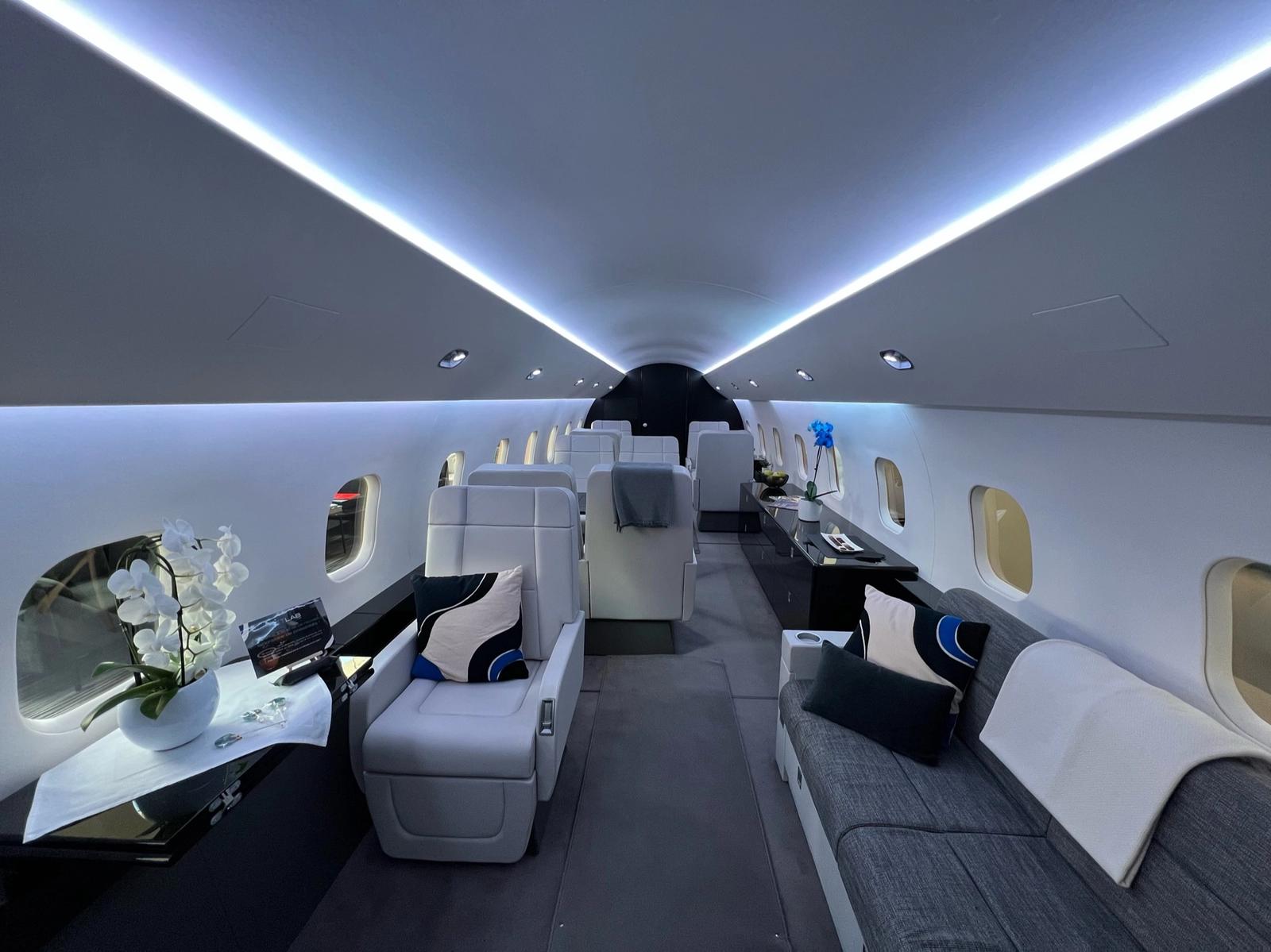Meeting room in Interior of Jet Privé - 0