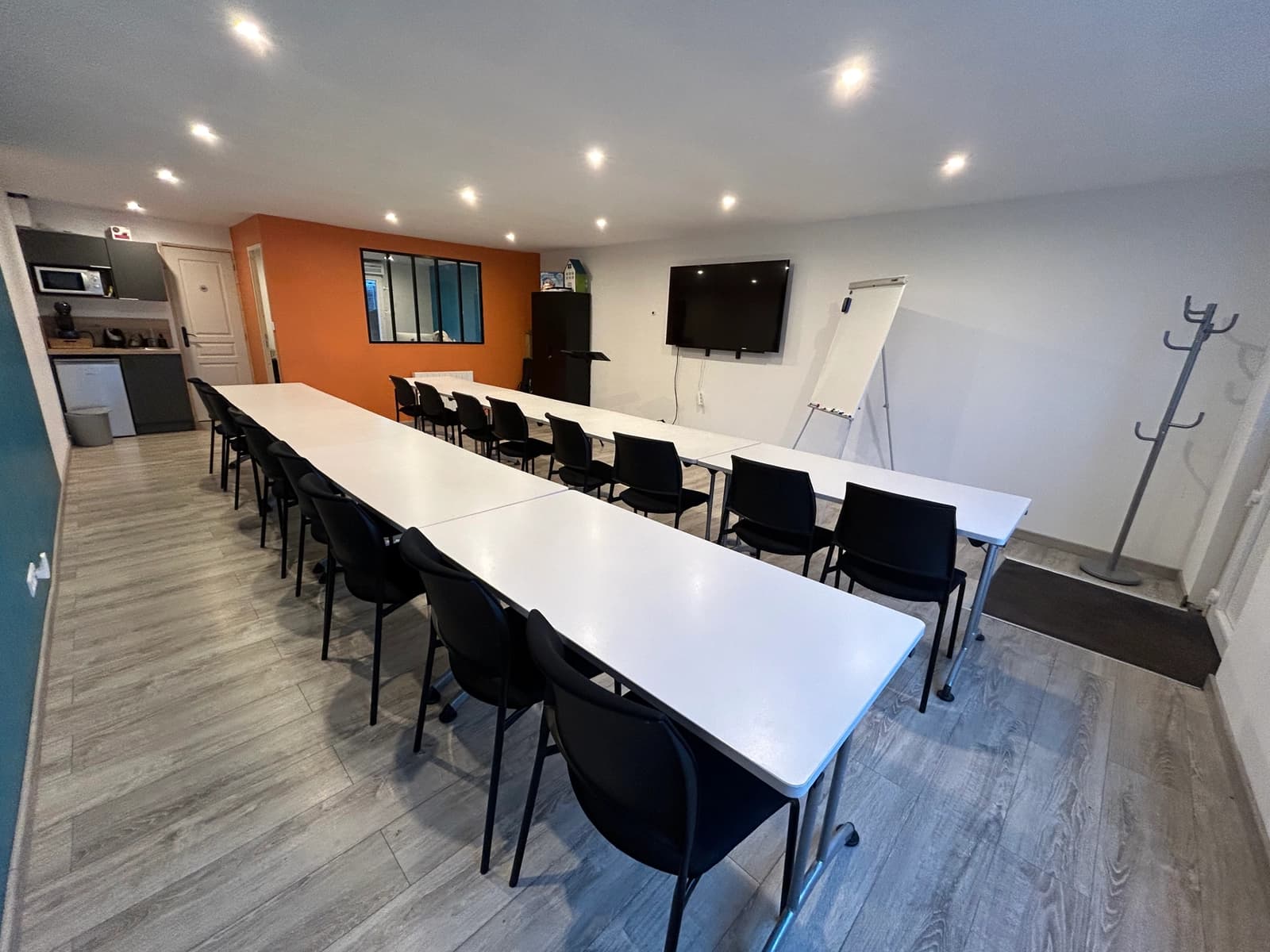 Space Fully equipped meeting room - 0
