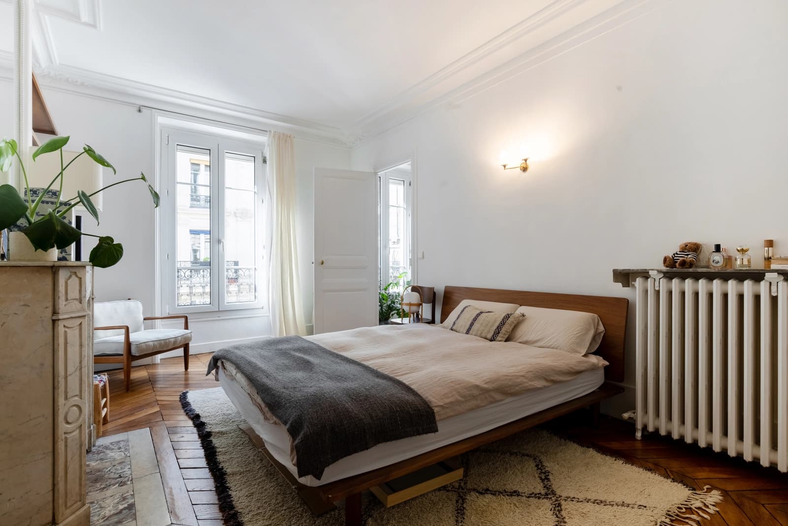 Dormitorio dentro Típico piso parisino - 1