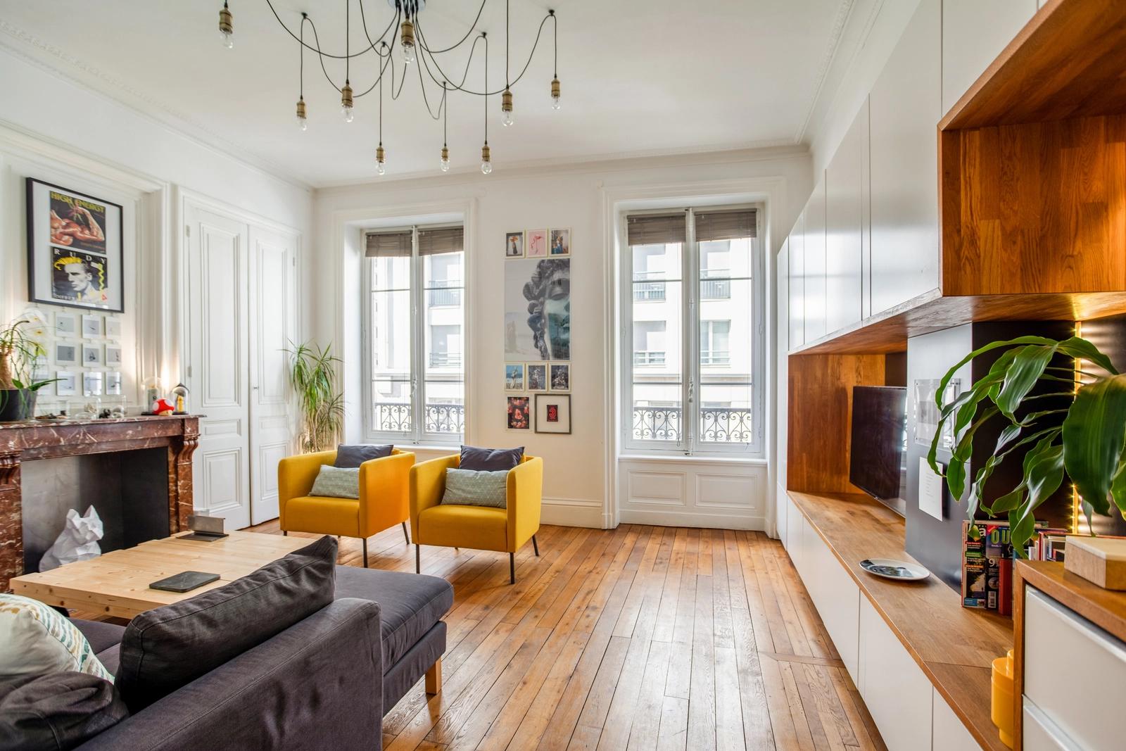 Living room in Superb Haussmanian apartment near the banks of the Rhône River - 1