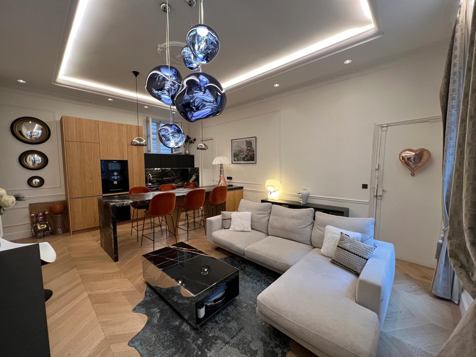 Living room in Design apartment golden triangle - 0