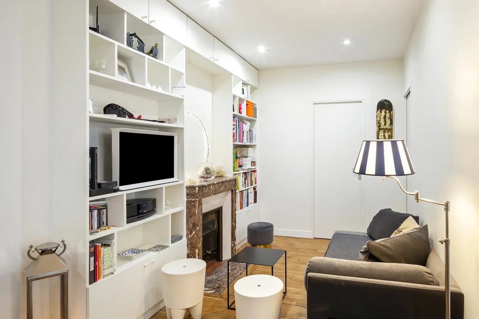 Living room in A cosy space in the 16th arrondissement - 1
