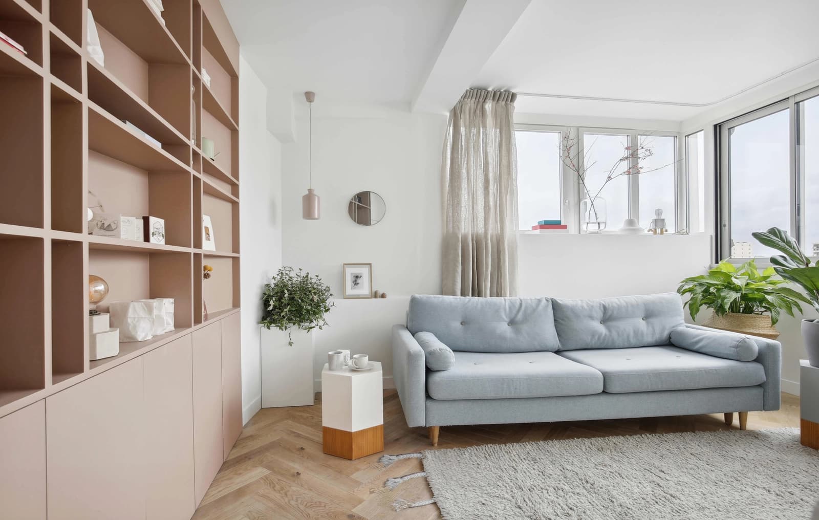Living room in Cosy designer apartment overlooking Montmartre - 2