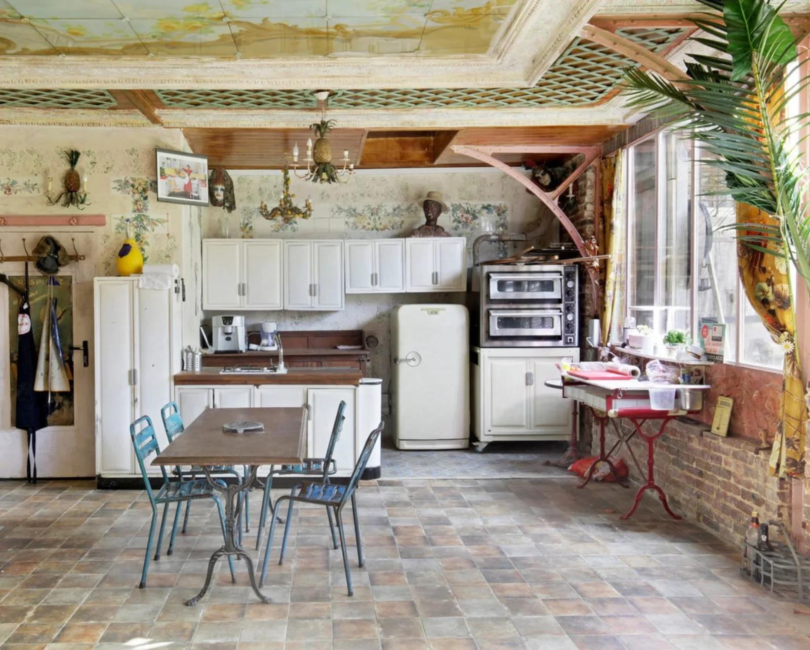 Kitchen in a little corner of Paradise - 0