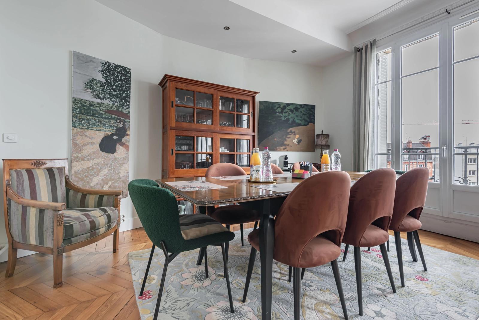 Meeting room in Haussmann-style apartment in Enghien les Bains - 0